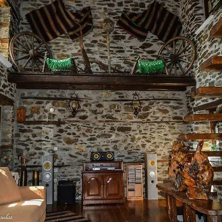 Mansion Philoktitis * Melivoia