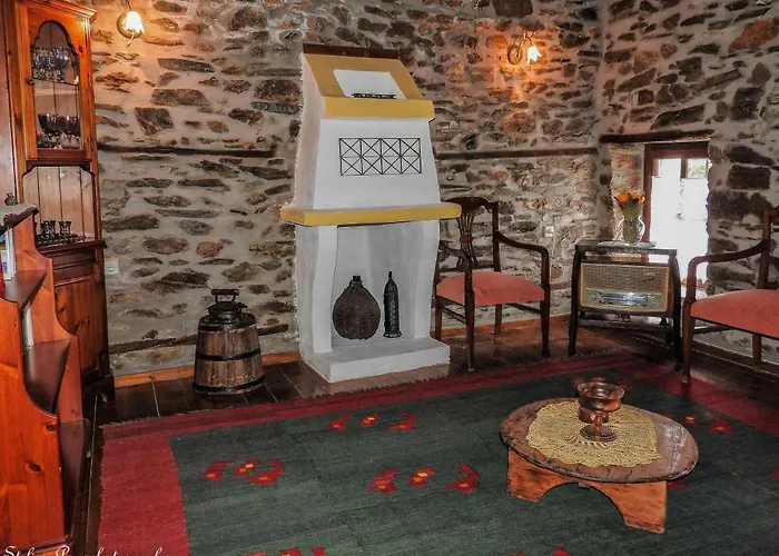 Mansion Philoktitis Villa *